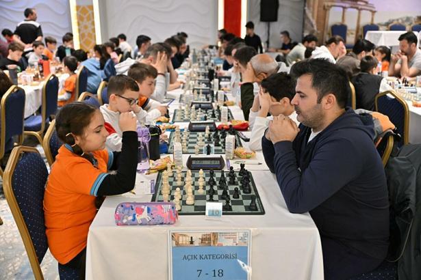 Uluslararası Manisa Mesir Macunu Festivali'nde spor heyecanı başladı