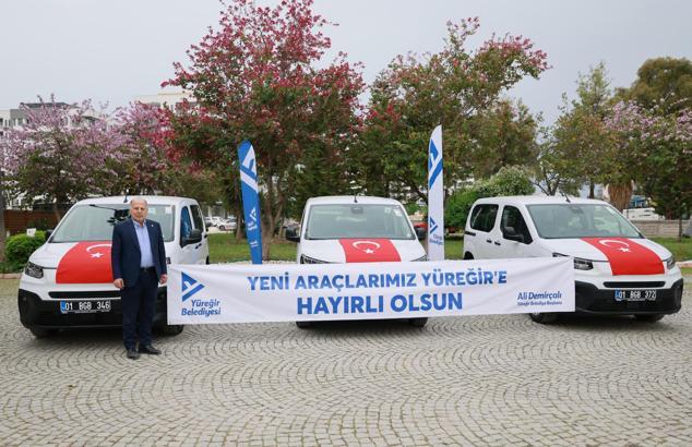 Yüreğir’de filoya 3 yeni araç daha katıldı