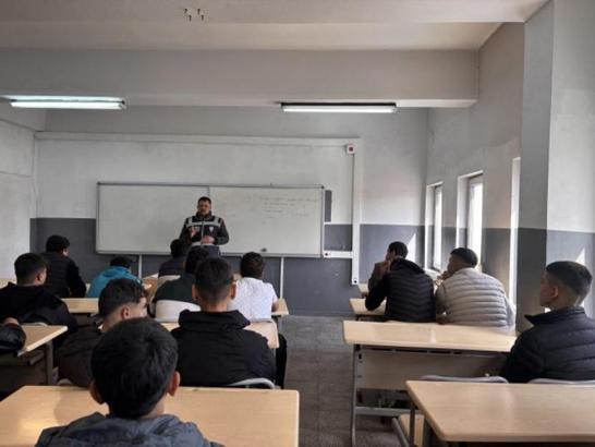 Öğrencilere güvenli teknoloji eğitimi