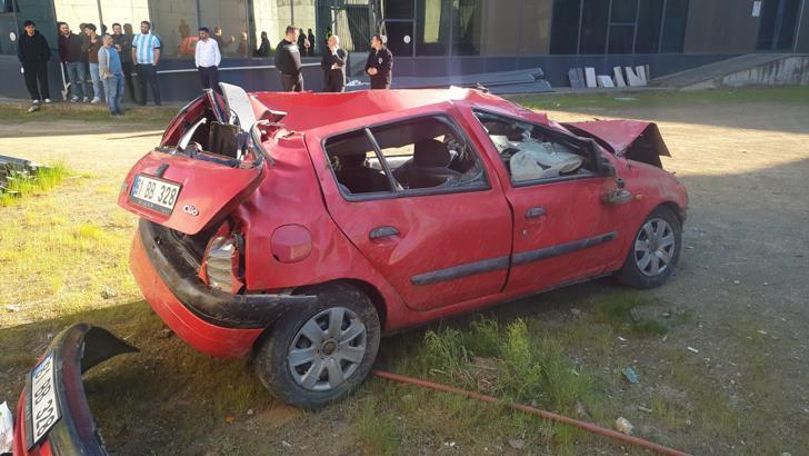 Kontrolden çıkan otomobil 20 metre yükseklikten düştü