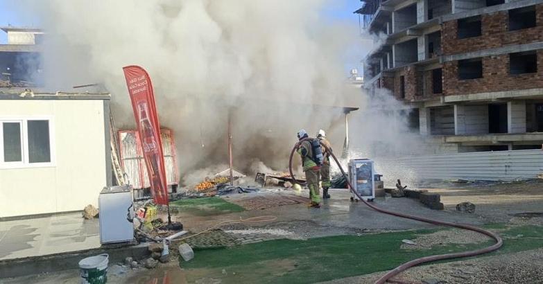 Hatay’da iş yeri yandı