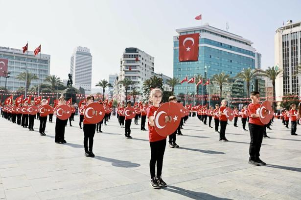İzmir 23 Nisan'a hazır