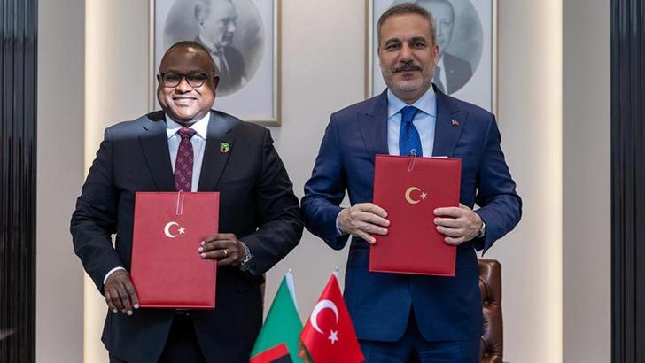 Bakan Fidan, Zambiyalı mevkidaşı Haimbe ile görüştü