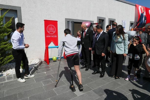 Engelli çocuklar 23 Nisan’ı kutladı