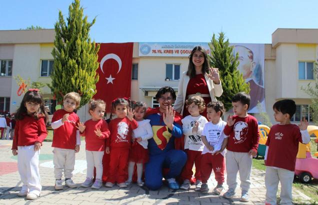 75. Yıl Kreş ve Çocuk Kulübü'nde 23 Nisan coşkusu