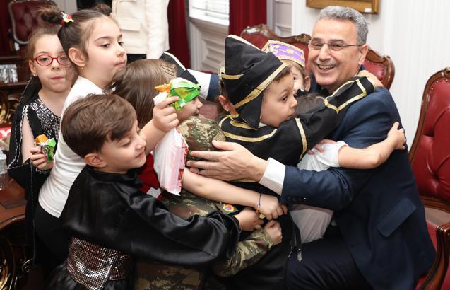 Başkan Kurnaz: 23 Nisan egemenlik ve bağımsızlığımızın simgelerinden