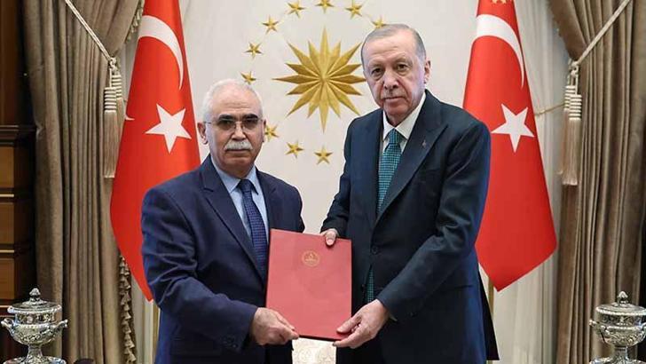 Cumhurbaşkanı Erdoğan, AYM Başkanı Özkaya'yı kabul etti