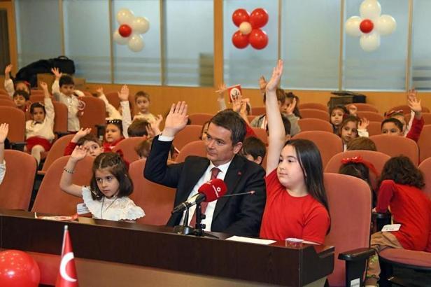 Osmangazi Belediyesi’nden çocuklara 23 Nisan hediyesi