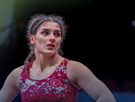 Avrupa Kadınlar Güreş Şampiyonası’nda Türkiye, iki altın ve bir bronz madalya maçına çıkacak