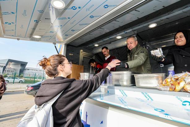 Sivas Belediyesi’nden öğrencilere beslenme desteği