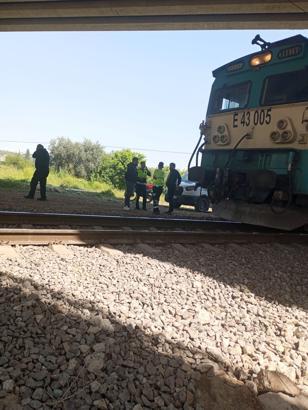 Toprakkale’de trenin çarptığı kişi yaralandı