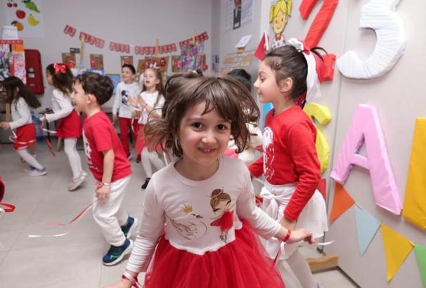 Osmangazi Belediyesi’nin kreşlerinde 23 Nisan sevinci