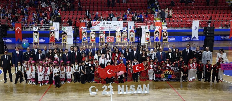 Burdur'da 23 Nisan kutlandı