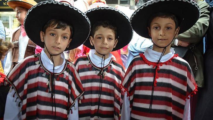 Üçüzler, 23 Nisan kutlamalarında ilgi odağı oldu