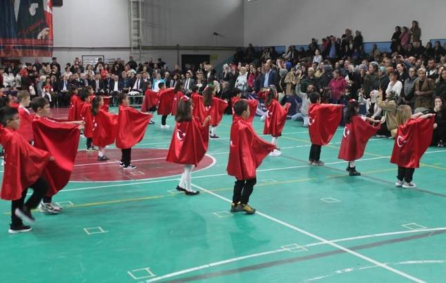 Manyas’ta 23 Nisan kutlaması