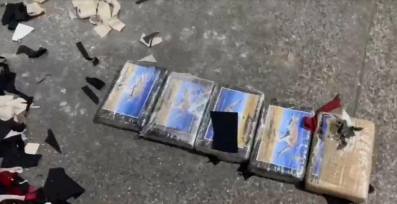 Mersin’de 5 kilo 872 gram kokain ele geçirildi; 2 tutuklama