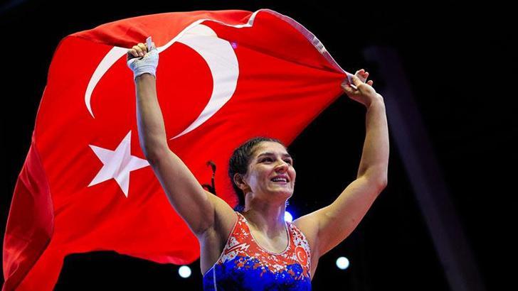 Nesrin Baş’tan Avrupa Güreş Şampiyonası’nda altın madalya