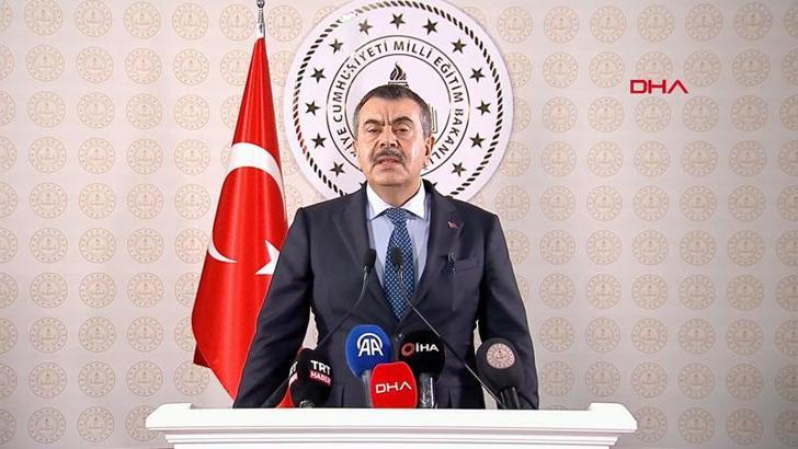 Bakan Tekin: Okul güvenliğini fiziki tedbirlerle birlikte dijital risk alanlarını da kapsayacak şekilde genişleterek ele alıyoruz