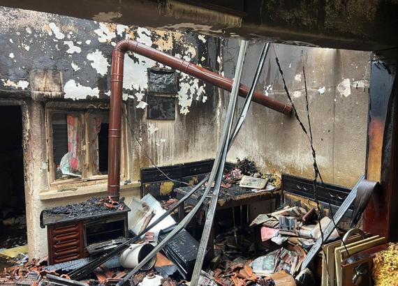 Burdur’da ev yangını