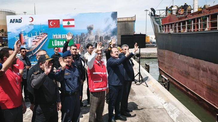Lübnan’a gidecek yardım gemisi, Mersin'den yola çıktı