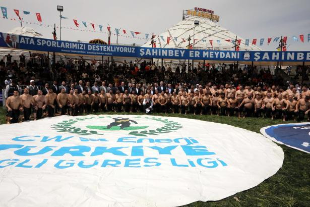 Geleneksel yağlı güreş müsabakaları Gaziantep’te başladı