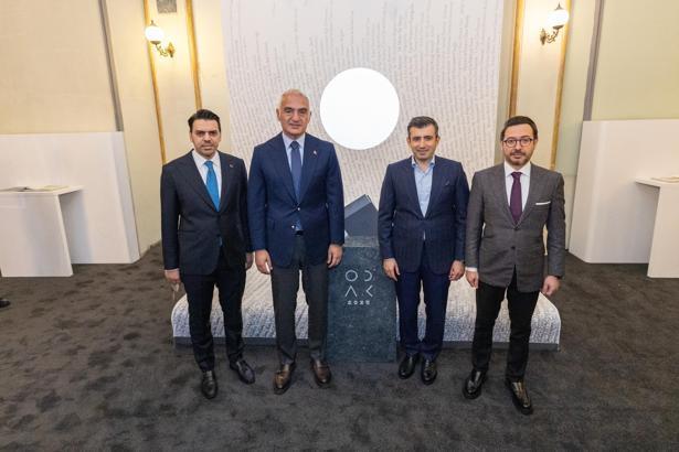 KÜME Karaköy Palas’ta 'Mümkün' temasıyla ArtıKÜME 2025 ve ODAK sergilerini tanıttı