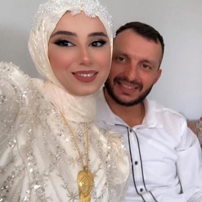 Gelin çiçeğini, oğlunun mezarının başına koydu