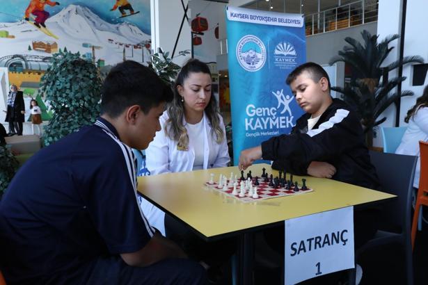 Kayseri’de ‘Akıl Oyunları Turnuvası’ düzenlendi