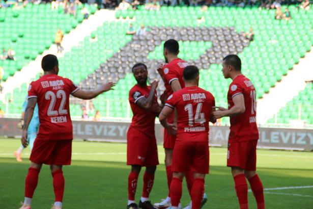 Sakaryaspor – Çorum FK: 0-4
