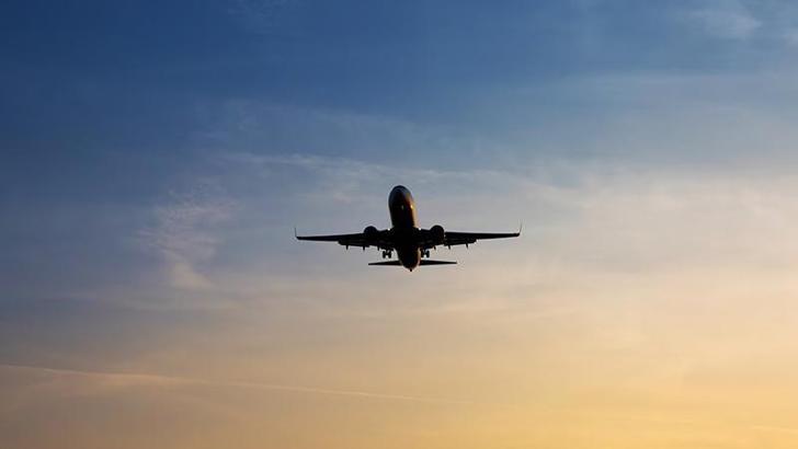 İran’dan bazı ülkelere uçak seferleri yeniden başladı