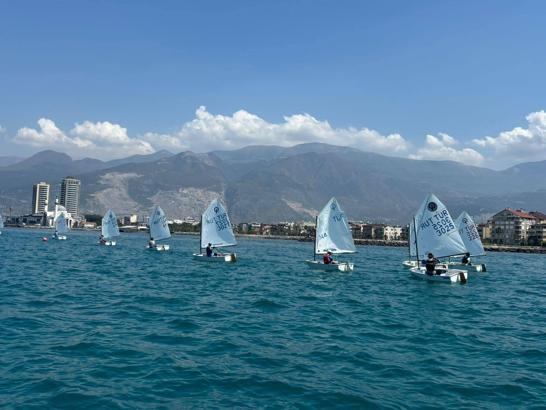İskenderun’da yelken yarışları