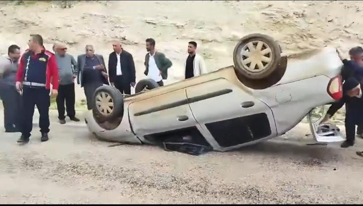 Adıyaman'da ters dönen otomobilin sürücüsü ağır yaralandı