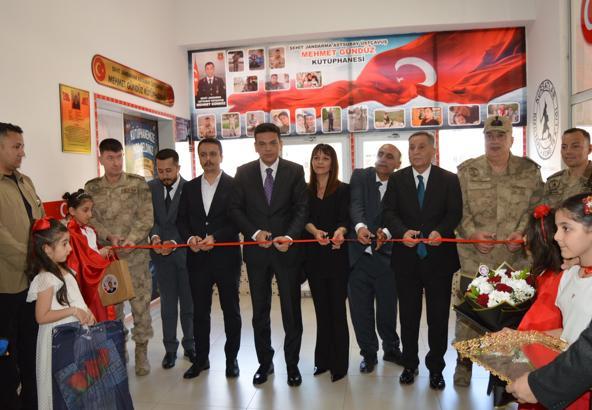 Şehit astsubay Mehmet Gündüz adına kütüphane açıldı