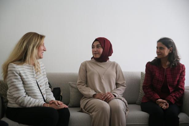 'Her gebeye bir ebe' ile normal doğum oranı arttı