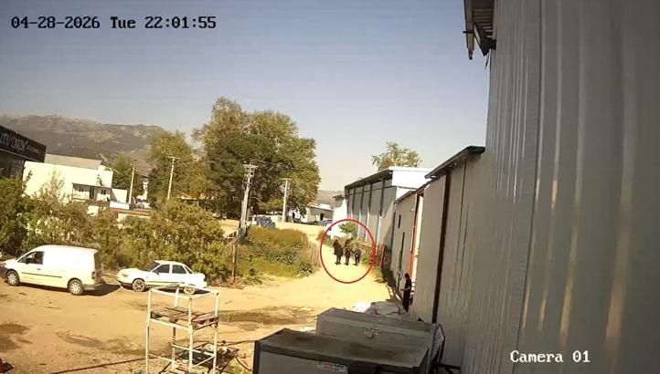 Borcunu ödemediği için icra takibi başlatan avukatı öldürdü; saldırı anı kamerada