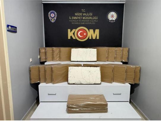 Niğde’de kaçakçılık operasyonu; 10 gözaltı