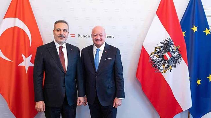 Dışişleri Bakanı Fidan, Avusturya Şansölyesi Stocker ile görüştü