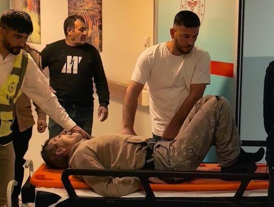 Fabrika inşaatının duvarından düşen inşaat işçisi ağır yaralandı