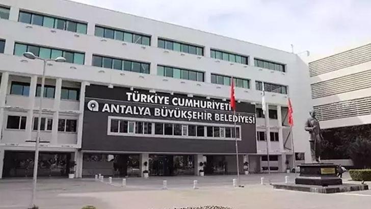 Antalya Büyükşehir Belediyesi'ne yönelik soruşturmada 27 kişi gözaltına alındı