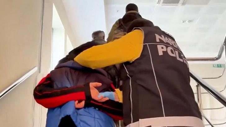 Van'da 240 kilo uyuşturucu ele geçirildi; 5 gözaltı