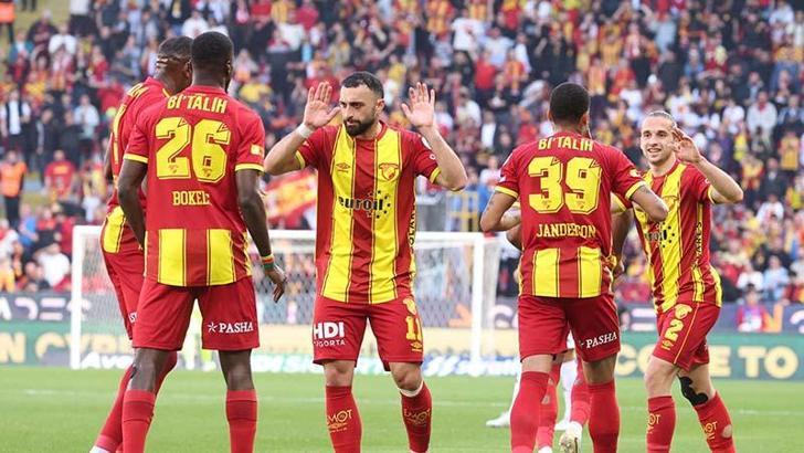 Göztepe deplasmanlarda puanları topladı