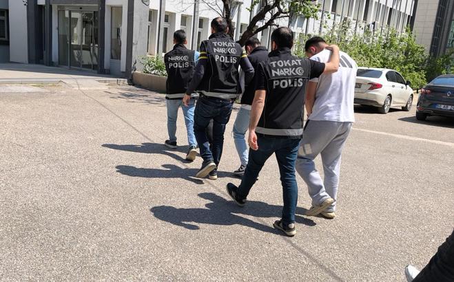 Tokat'ta 'uyuşturucu ticareti' operasyonu; 2 tutuklama, 2 ev hapsi kararı