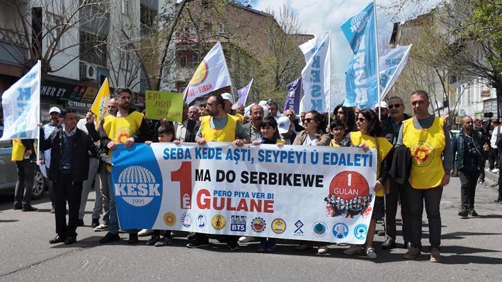 Bingöl’de 1 Mayıs kutlandı, 2003 depreminde ölenler anıldı
