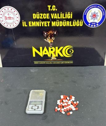 Düzce'de uyuşturucu operasyonu: 3 tutuklama