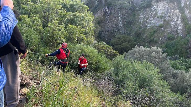 Çanakkale’de otomobil, uçurumdan dereye yuvarlandı: 1 yaralı