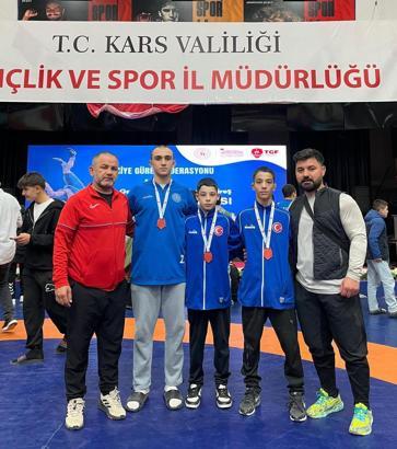 Gururlandıran başarı