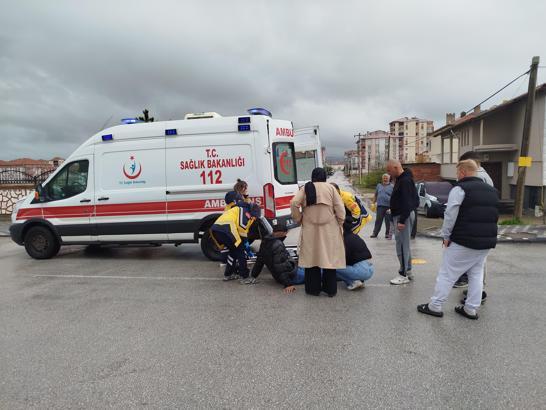Şarkışla'da otomobil ile motosiklet çarpıştı: 1 yaralı