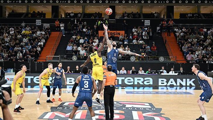 Mersin Spor- Anadolu Efes: 86-88