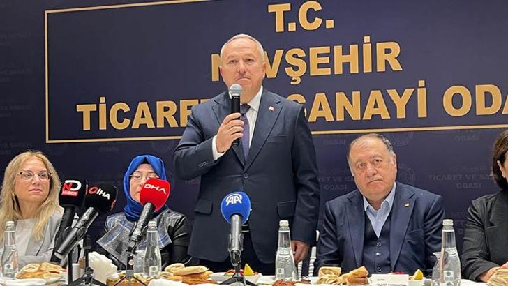 Emniyet Genel Müdürü Fidan'a, valilik yaptığı Nevşehir’de veda yemeği