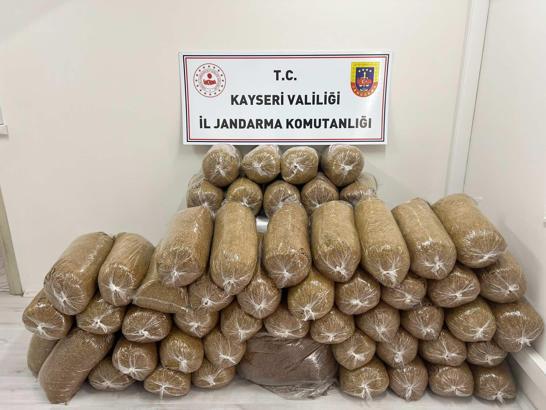 Kayseri’de 285 kilogram kaçak tütün ele geçirildi